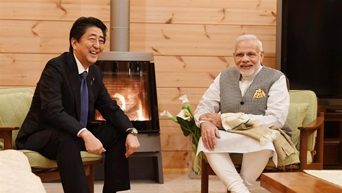 Japanese Prime Minister Shinzo Abe with Indian Prime Minister Narendra Modi